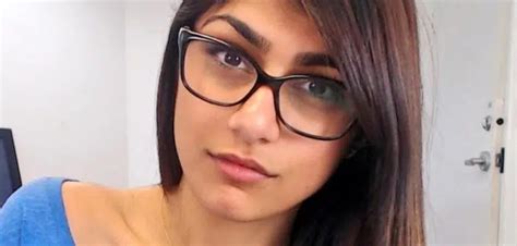 mia khalifa qui se masturbe|Mia Khalifa Se Masturbe Vidéos Porno 